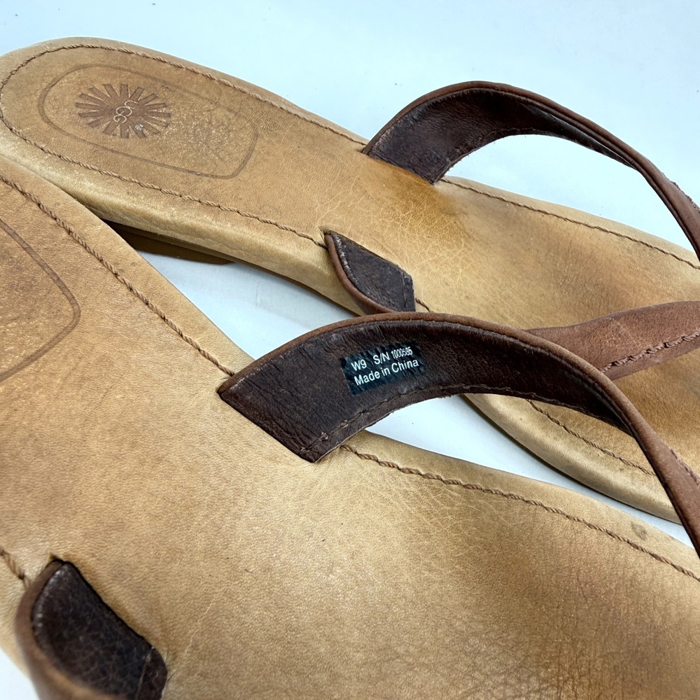 UGG Tuolumne Leather Flip Flop Sandals Tan Brown Thong  Womens 9 - Picture 3 of 8